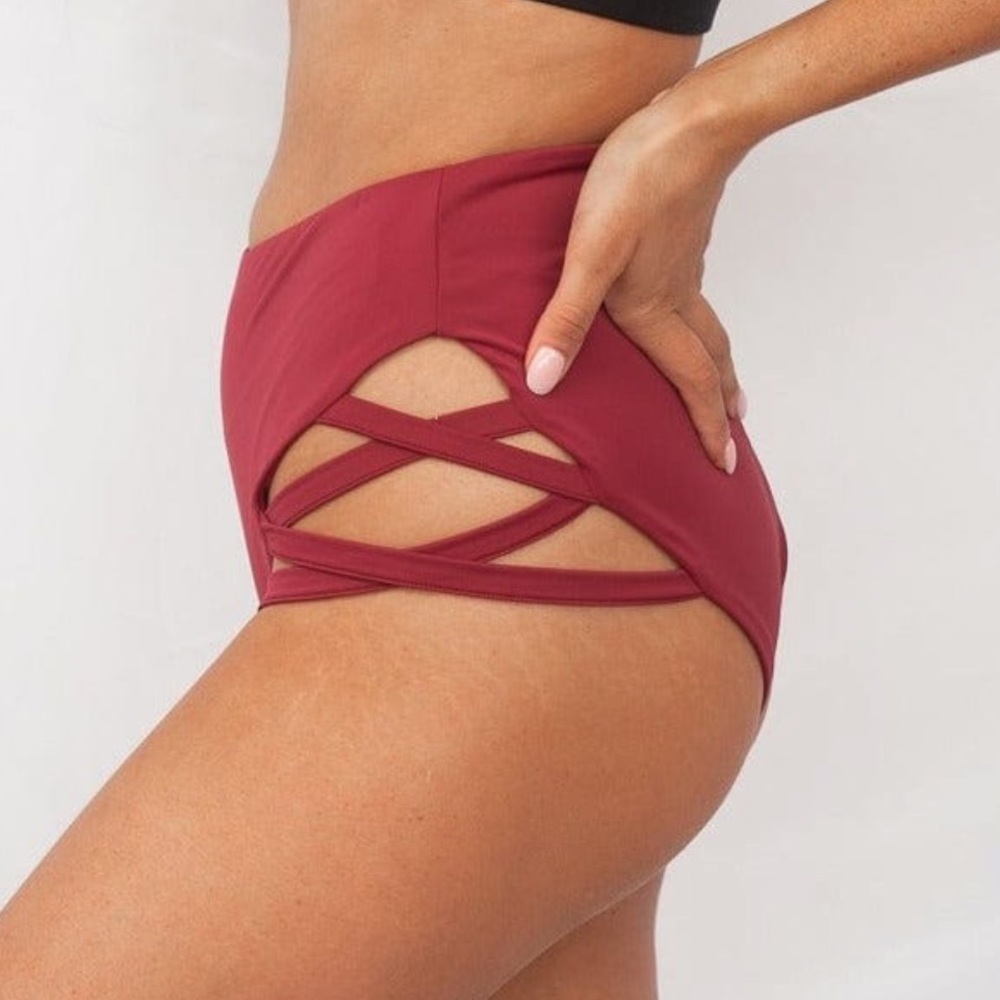 Lunalae cross section shorts